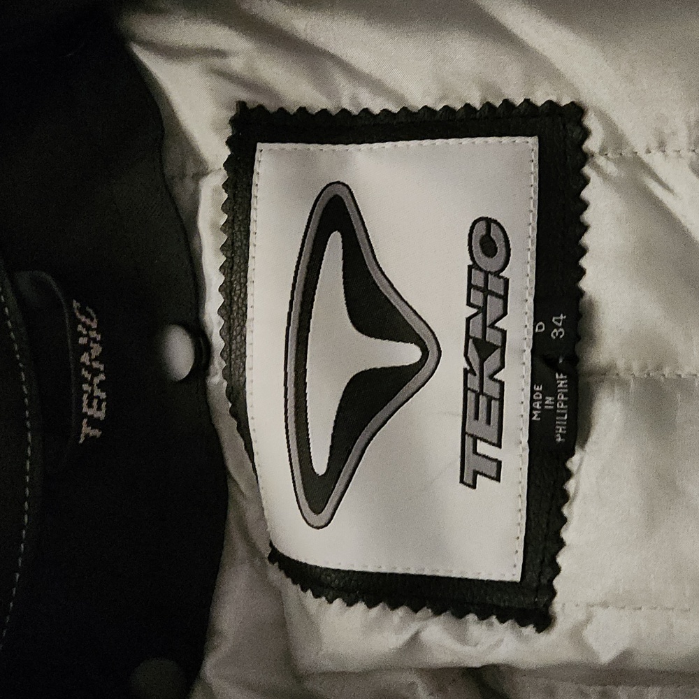 Teknic Riding Jacket - Picture 4 of 6